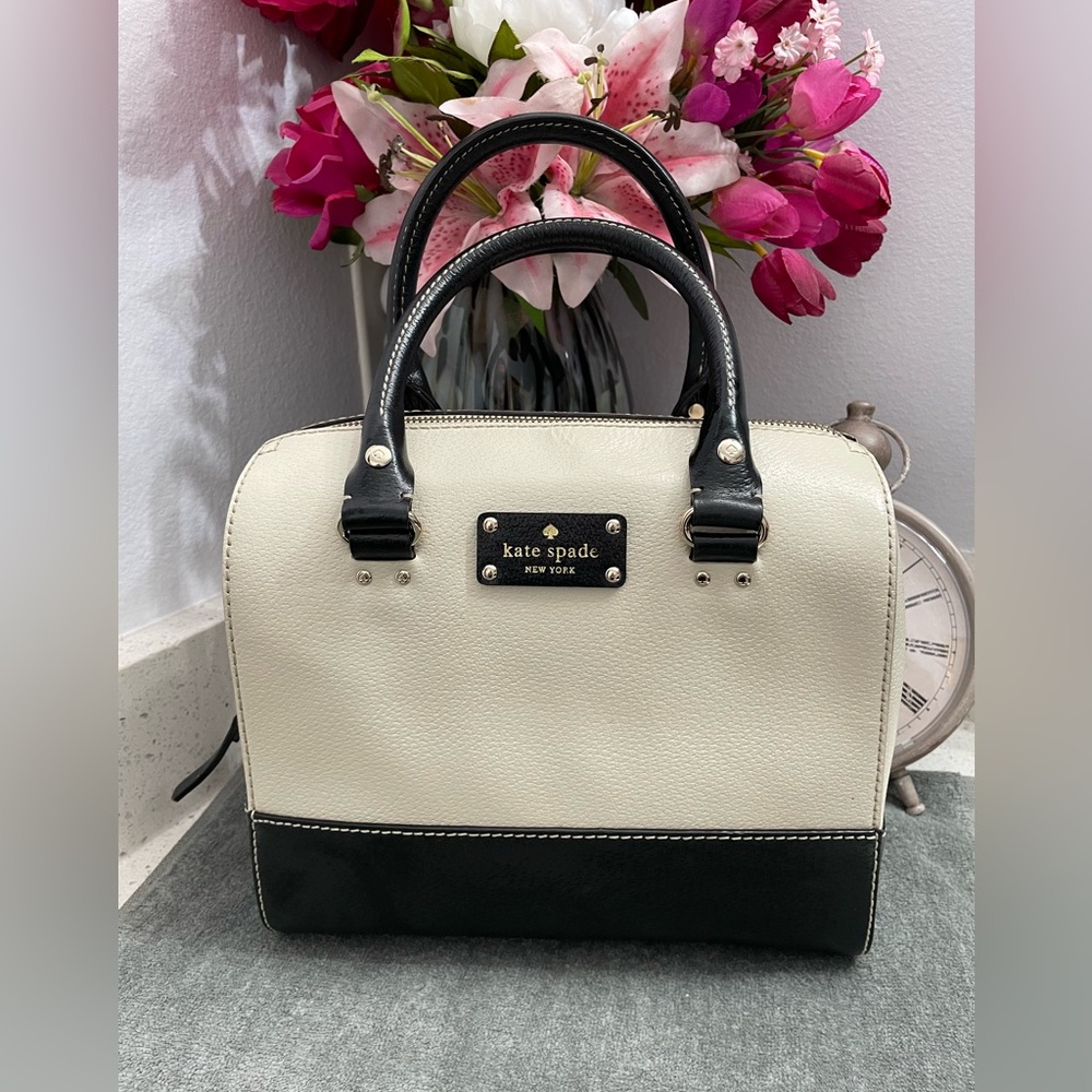 Kate Spade Black and Cream Women's Bag
